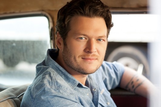 Blake_Shelton_Ten_Times_Crazier_Tour_2013